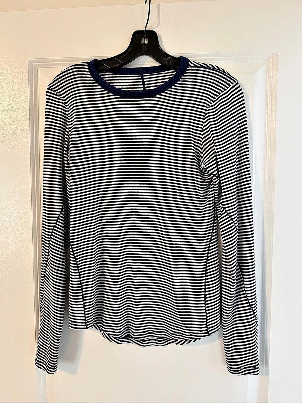 Lululemon Hold Tight Long-Sleeve Shirt Blue & White Size 8